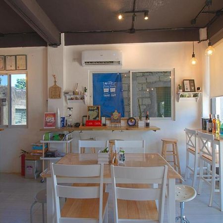 Hometel Barrio House Mactan Île de Mactan Extérieur photo