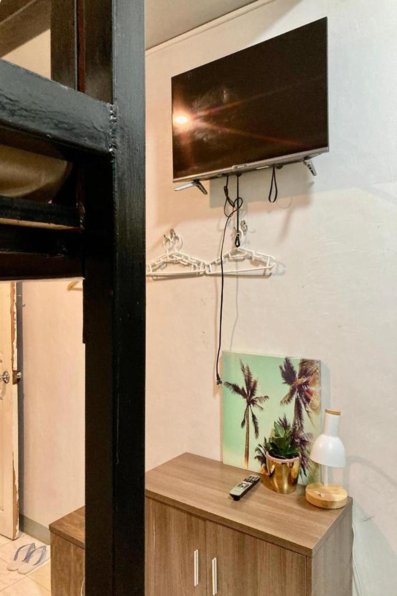 Hometel Barrio House Mactan Île de Mactan Extérieur photo